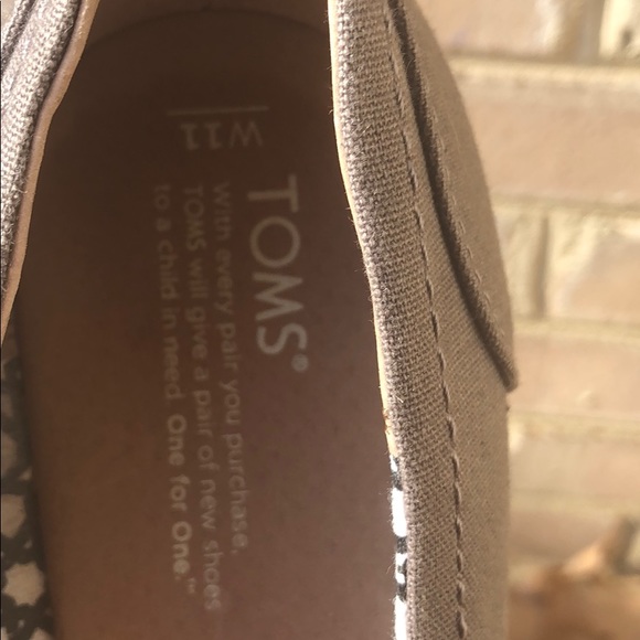 Toms shoes women’s 11 - Picture 5 of 5